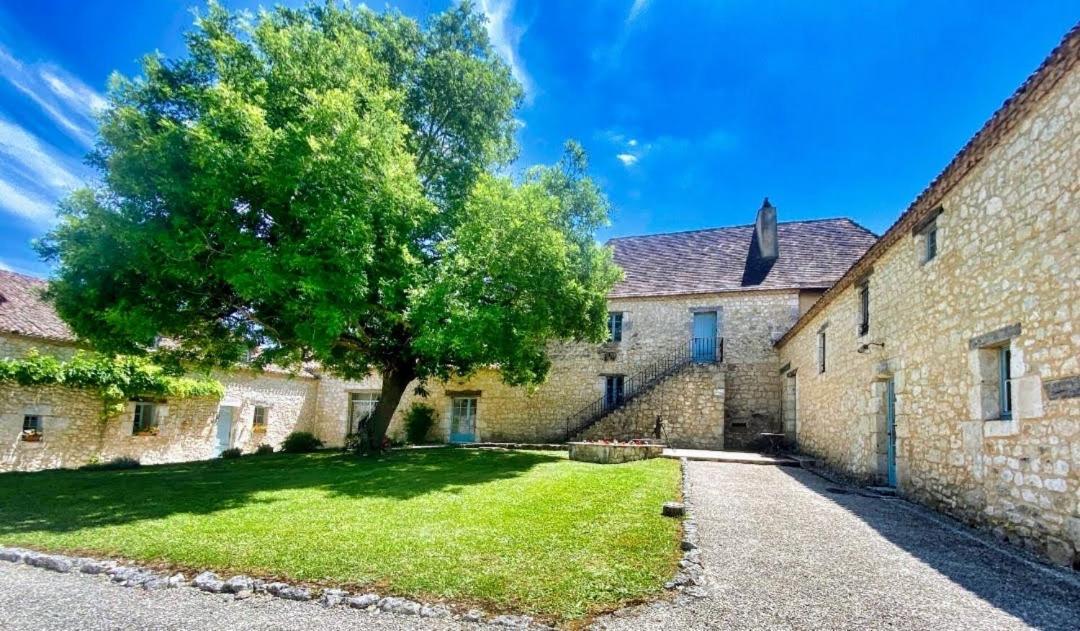 Chambre D'Hote "La Pierre" Domaine De Fonpeyroune Conne-de-Labarde Kültér fotó