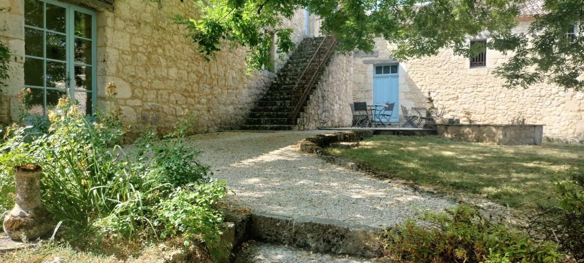 Chambre D'Hote "La Pierre" Domaine De Fonpeyroune Conne-de-Labarde Kültér fotó